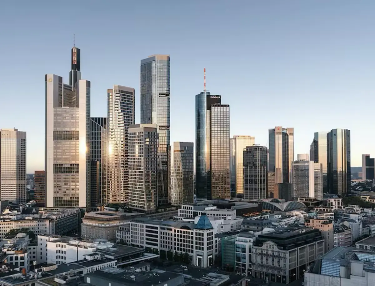 Frankfurt skyline with FOUR Frankfurt tower complex
