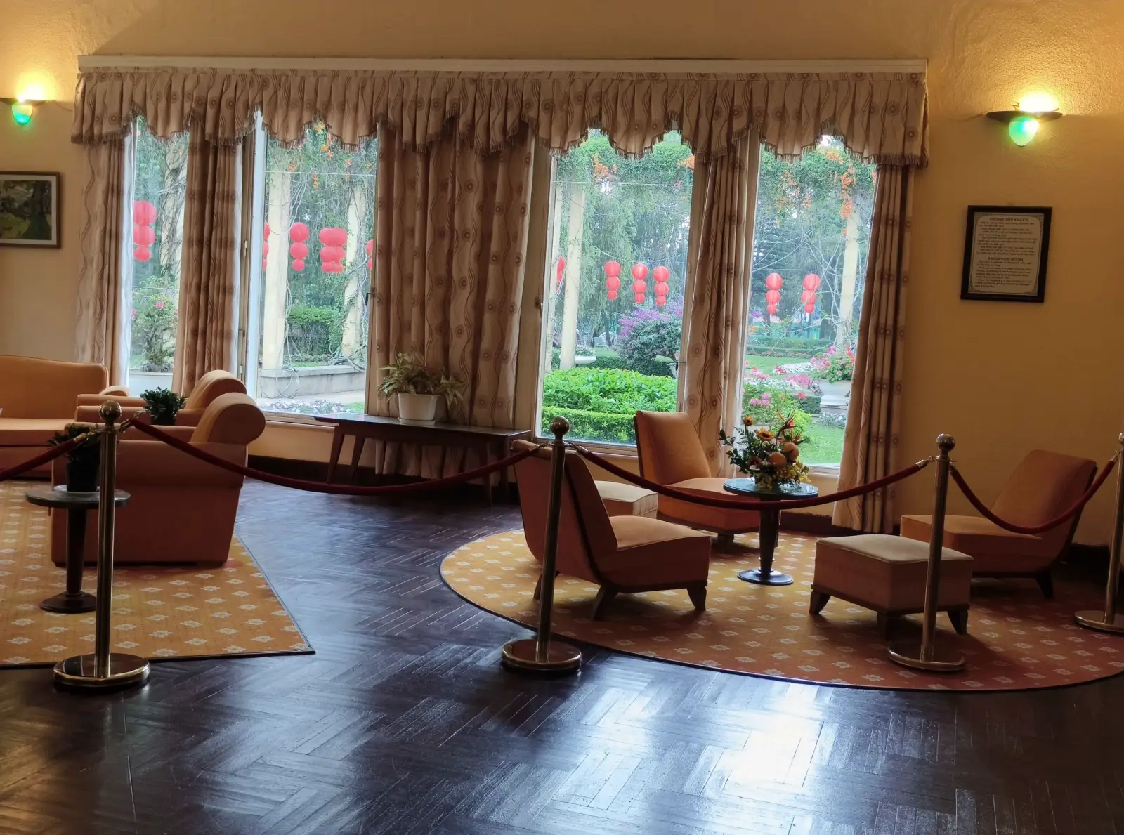 Memories From A Bygone Era: The Summer Holiday Villa Of Vietnam’s Last King 6 3b. Guest seating area 1 Dinh3 Vietnam