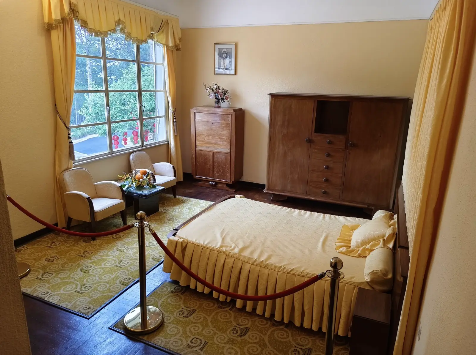 Memories From A Bygone Era: The Summer Holiday Villa Of Vietnam’s Last King 14 6a. Crown Princes bedroom Dinh3 Vietnam